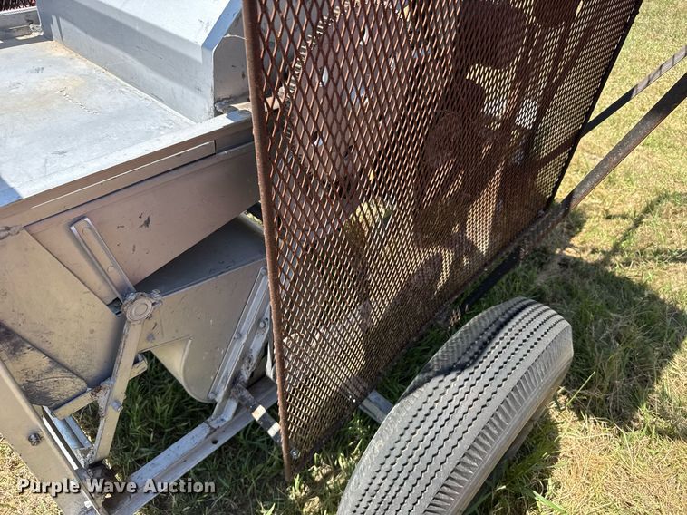 image for item ER2048 Grain mill