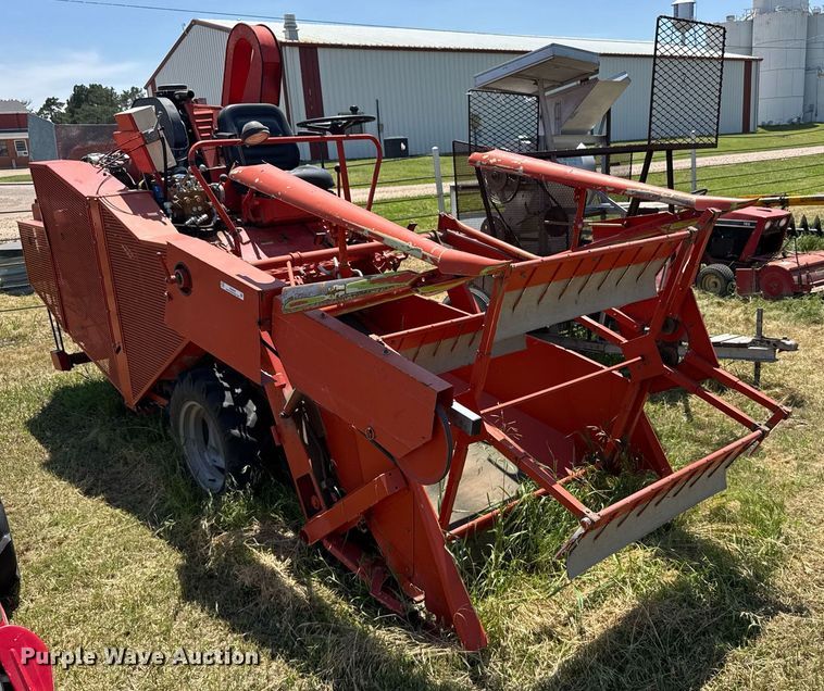 image for item ER2049 1987 Hans-Ulrich Hedge 125 seed harvester