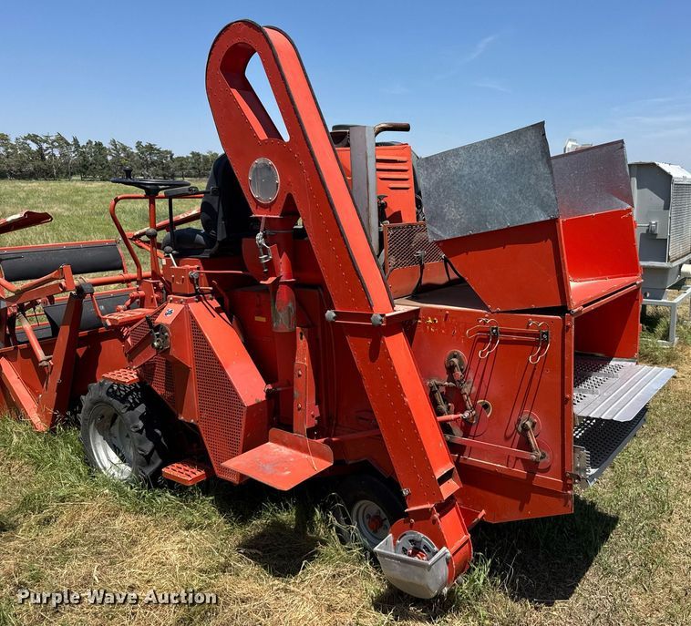 image for item ER2049 1987 Hans-Ulrich Hedge 125 seed harvester