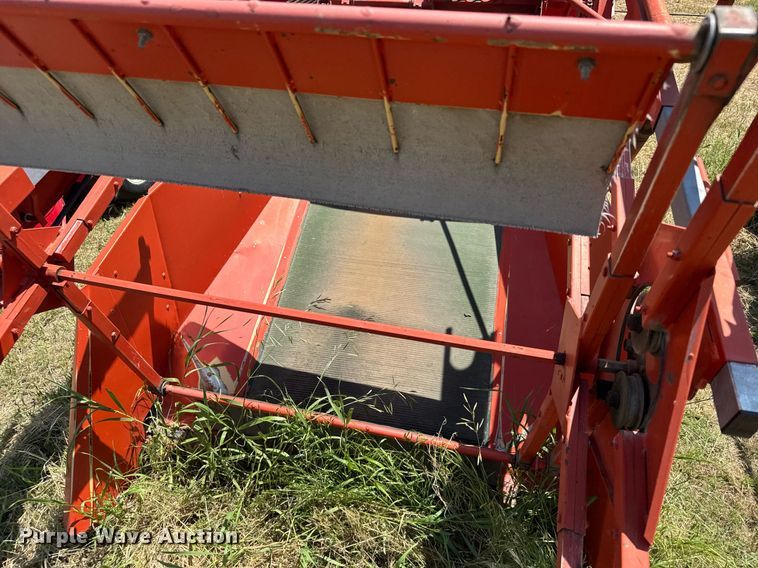 image for item ER2049 1987 Hans-Ulrich Hedge 125 seed harvester