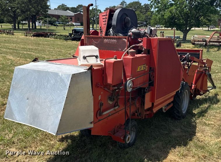 image for item ER2052 1982 Hans-Ulrich Hege 125B seed harvester
