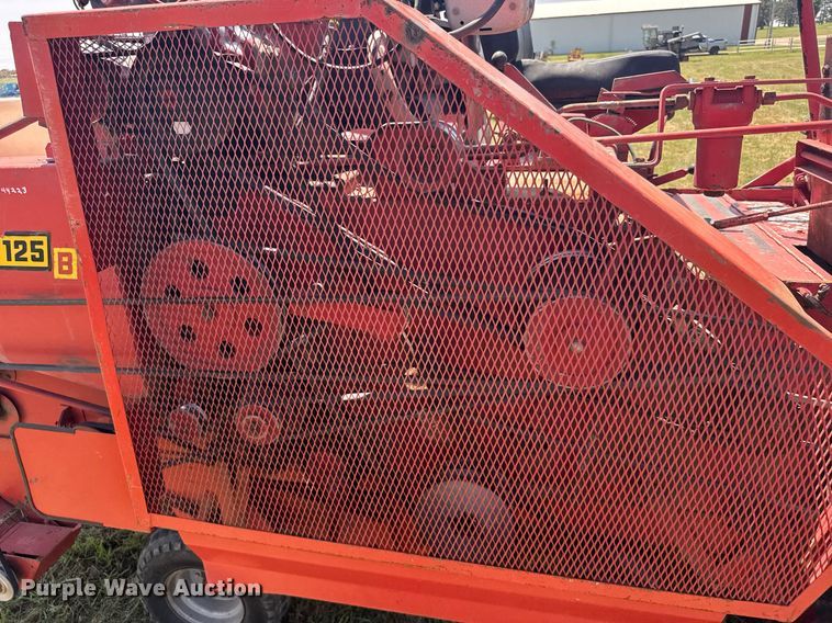 image for item ER2052 1982 Hans-Ulrich Hege 125B seed harvester