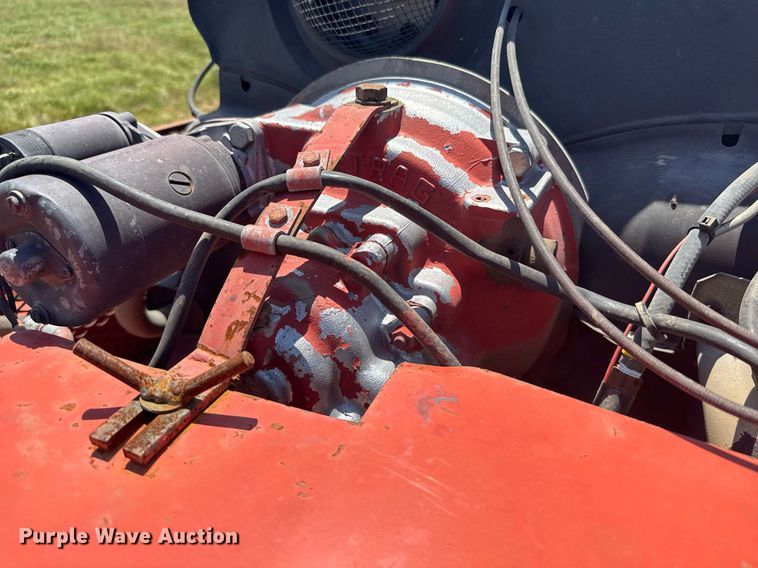 image for item ER2052 1982 Hans-Ulrich Hege 125B seed harvester