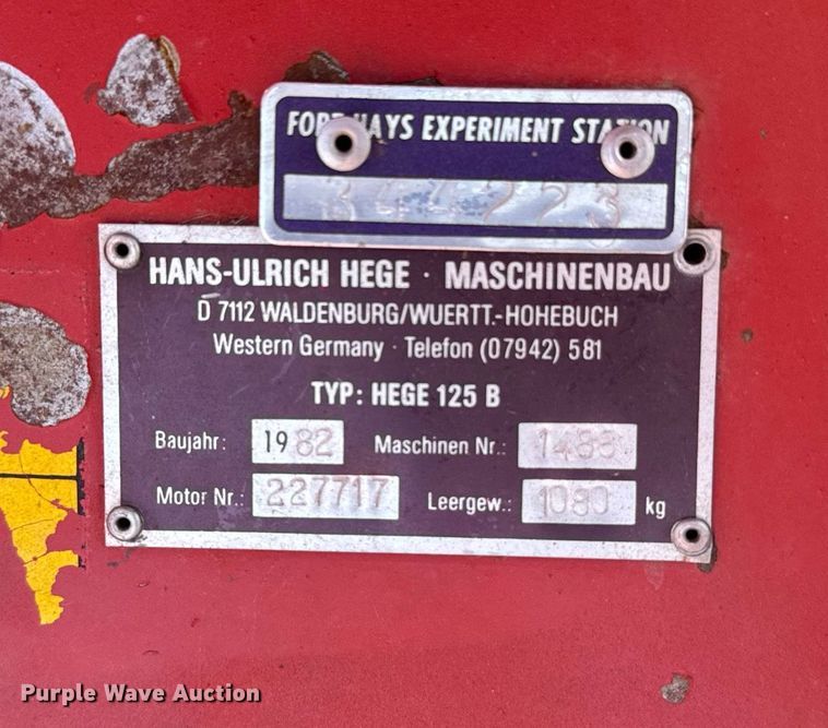 image for item ER2052 1982 Hans-Ulrich Hege 125B seed harvester