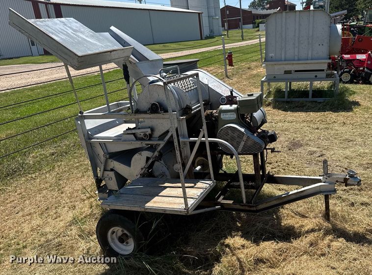 image for item ER2053 Grain mill