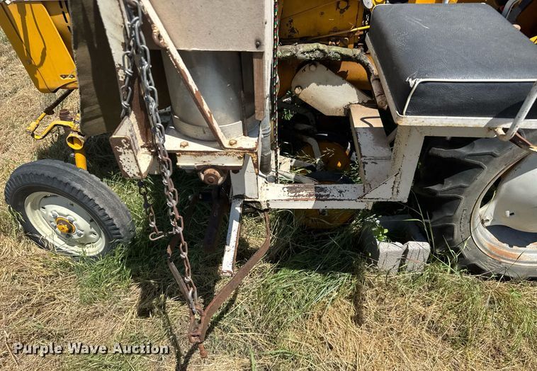 image for item ER2054 International Cub tractor