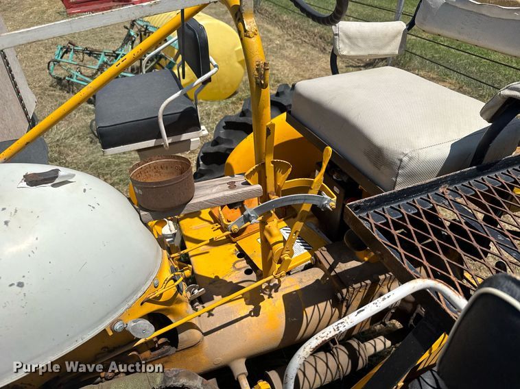 image for item ER2054 International Cub tractor