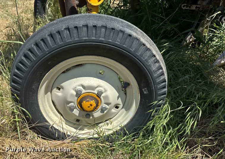 image for item ER2054 International Cub tractor