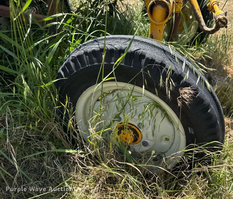 image for item ER2054 International Cub tractor