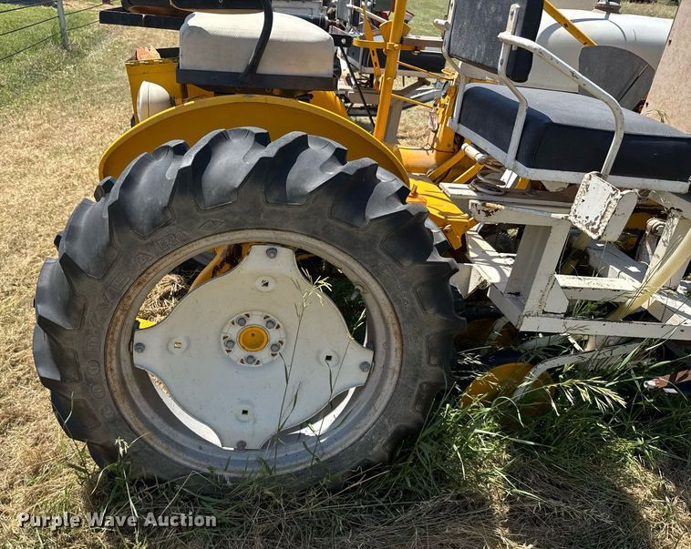 image for item ER2054 International Cub tractor