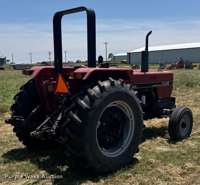 image for item ER2056 1987 Case IH 885 tractor