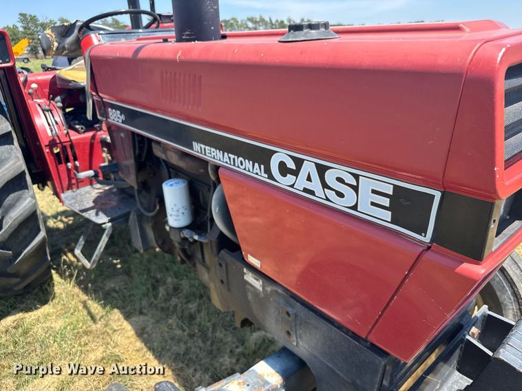 image for item ER2056 1987 Case IH 885 tractor