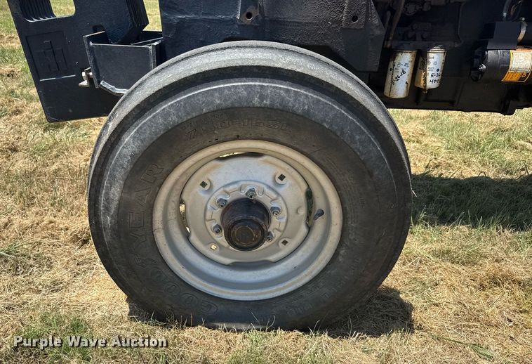 image for item ER2056 1987 Case IH 885 tractor