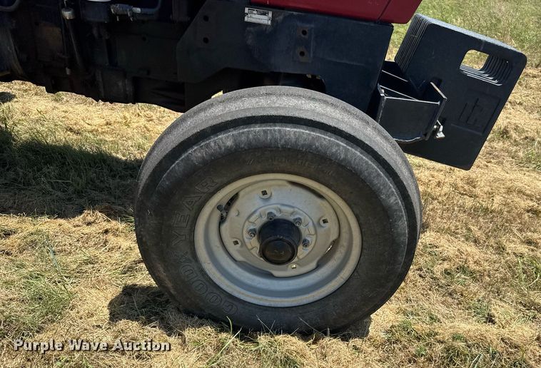 image for item ER2056 1987 Case IH 885 tractor