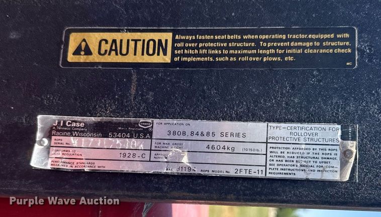 image for item ER2056 1987 Case IH 885 tractor