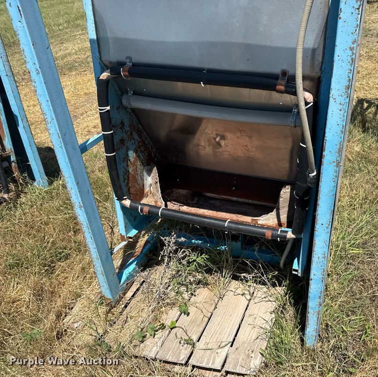 image for item ER2059 Livestock equipment