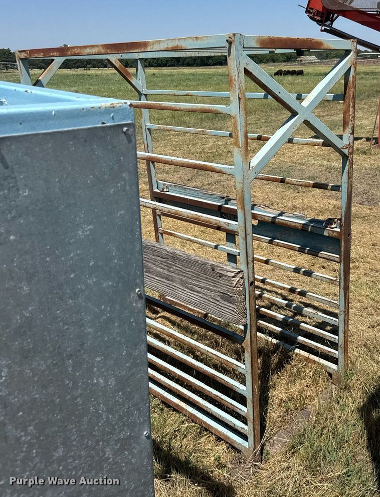 image for item ER2059 Livestock equipment