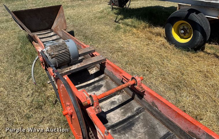 image for item ER2060 Oswalt Industries Ensiloader conveyor