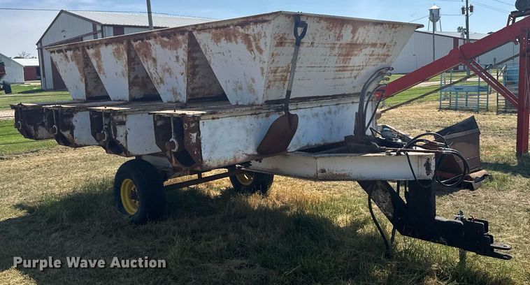 image for item ER2061 Range feeder trailer