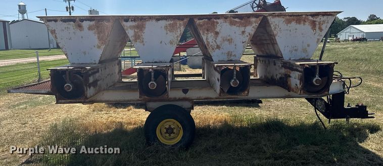 image for item ER2061 Range feeder trailer