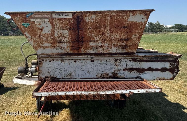 image for item ER2061 Range feeder trailer