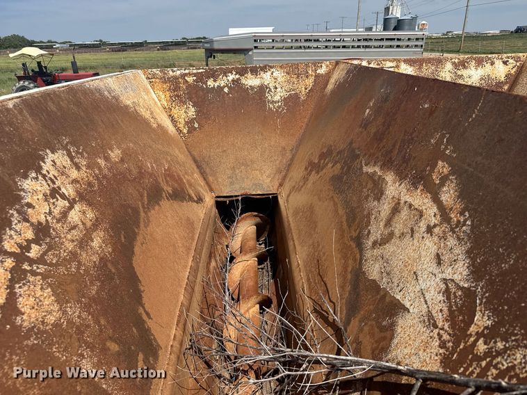 image for item ER2061 Range feeder trailer