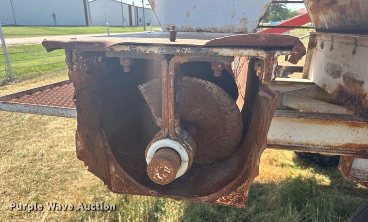 image for item ER2061 Range feeder trailer