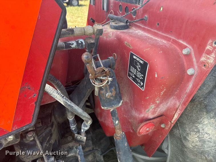 image for item ER2068 1988 Case IH 485 tractor