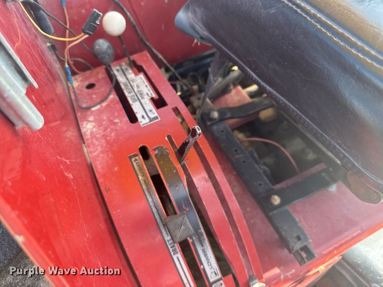 image for item ER2068 1988 Case IH 485 tractor