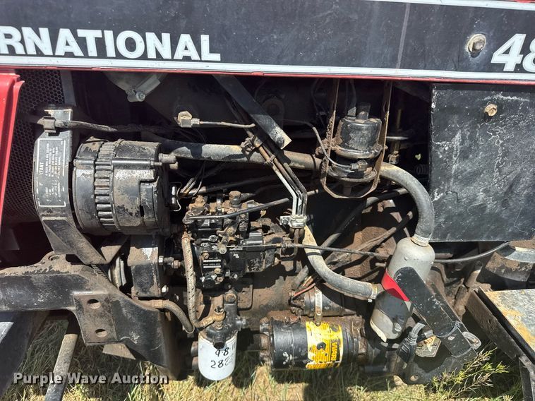 image for item ER2068 1988 Case IH 485 tractor