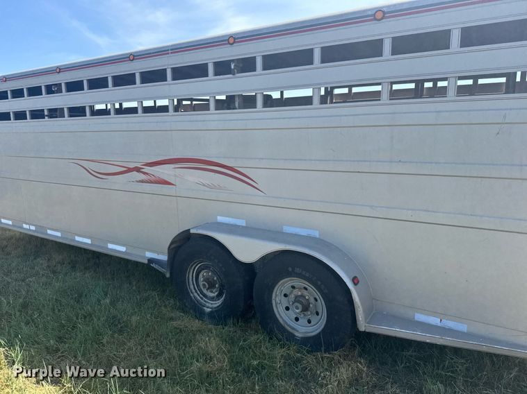 image for item ER2069 2006 Titan 1R6097 livestock trailer