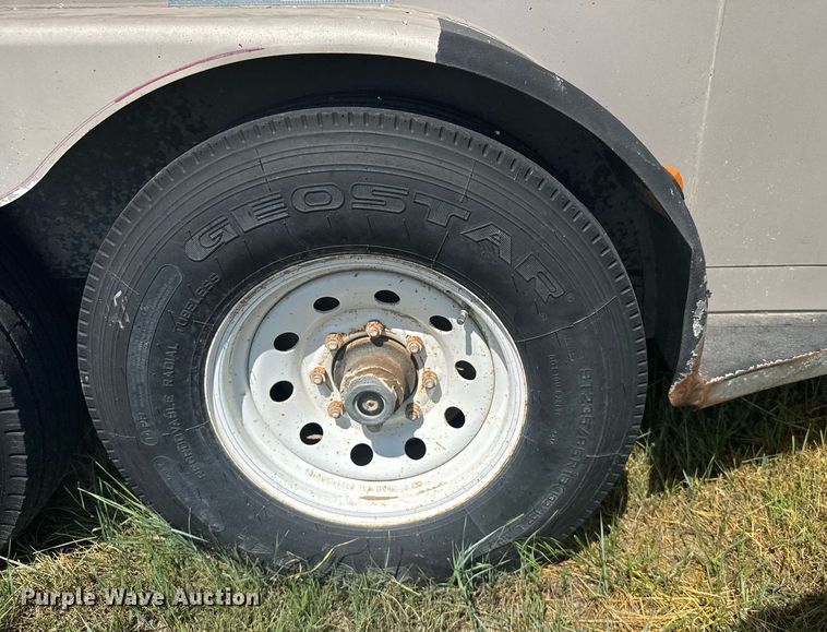 image for item ER2069 2006 Titan 1R6097 livestock trailer