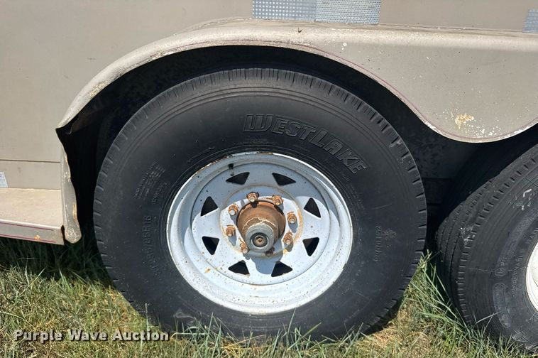 image for item ER2069 2006 Titan 1R6097 livestock trailer