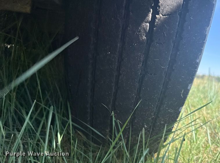 image for item ER2069 2006 Titan 1R6097 livestock trailer