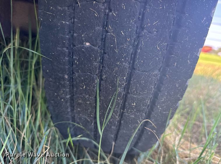 image for item ER2069 2006 Titan 1R6097 livestock trailer