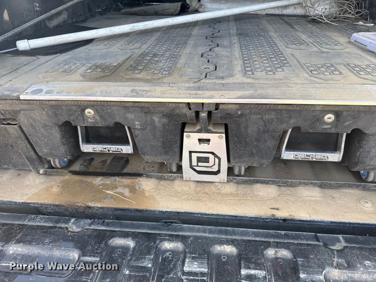 image for item ER2073 2018 Ford F150 SuperCrew pickup truck