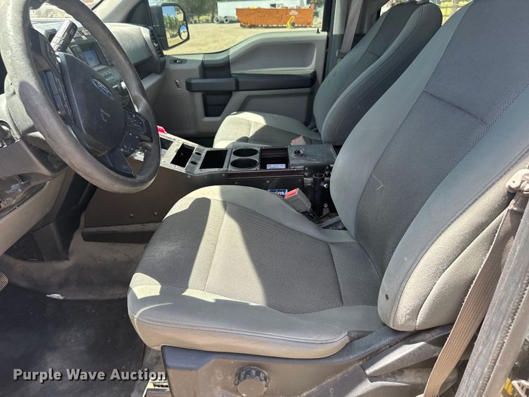 image for item ER2073 2018 Ford F150 SuperCrew pickup truck