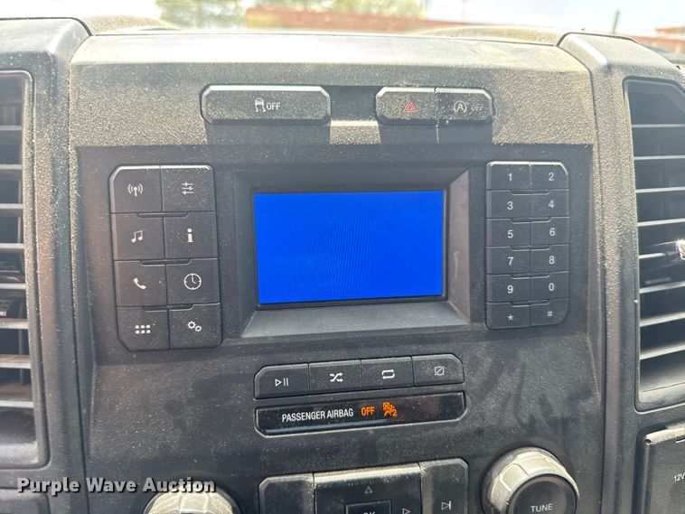 image for item ER2073 2018 Ford F150 SuperCrew pickup truck