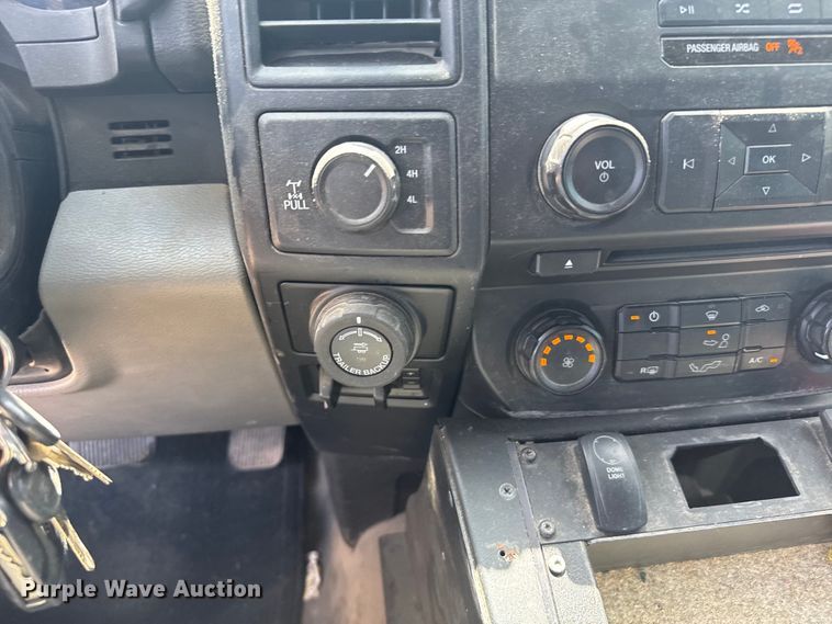 image for item ER2073 2018 Ford F150 SuperCrew pickup truck