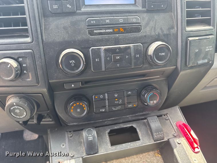 image for item ER2073 2018 Ford F150 SuperCrew pickup truck