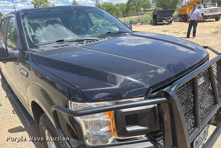 image for item ER2075 2019 Ford F150 SuperCrew pickup truck