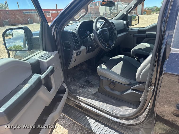 image for item ER2075 2019 Ford F150 SuperCrew pickup truck