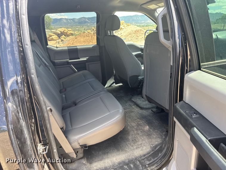 image for item ER2075 2019 Ford F150 SuperCrew pickup truck