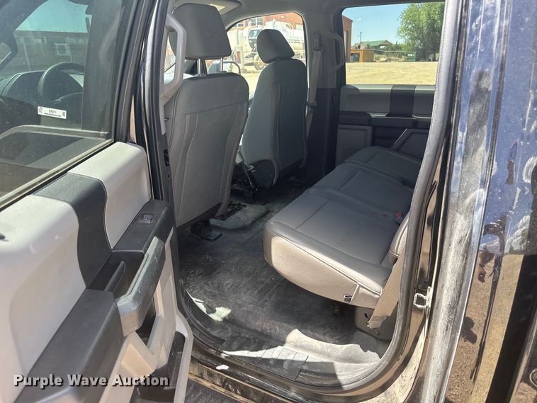 image for item ER2075 2019 Ford F150 SuperCrew pickup truck