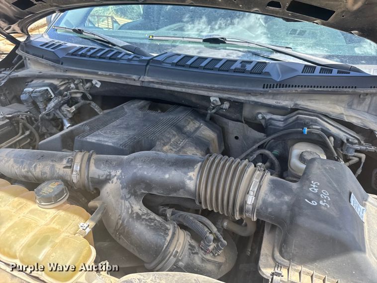 image for item ER2075 2019 Ford F150 SuperCrew pickup truck