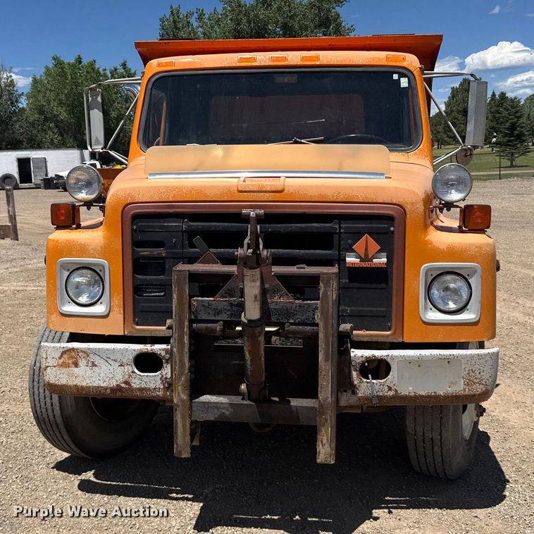image for item ER2076 1989 International 1954 dump truck