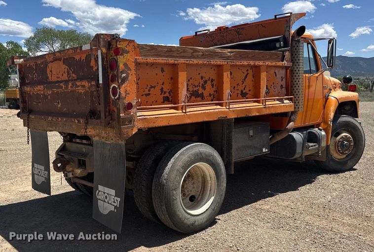 image for item ER2076 1989 International 1954 dump truck