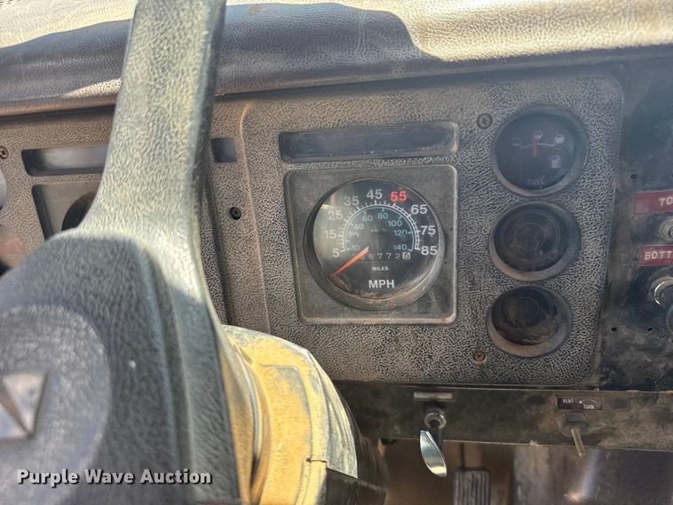 image for item ER2076 1989 International 1954 dump truck