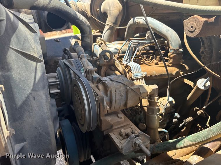 image for item ER2076 1989 International 1954 dump truck