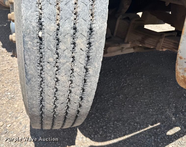 image for item ER2076 1989 International 1954 dump truck